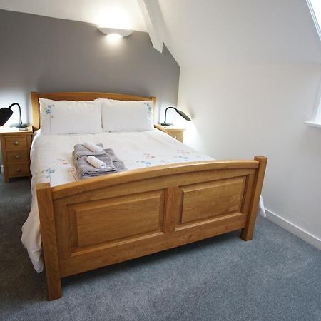 Stunning Central Exeter Apartment With Balcony And Fantastic View Eksteriør bilde