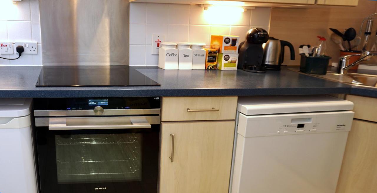 Stunning Central Exeter Apartment With Balcony And Fantastic View Eksteriør bilde